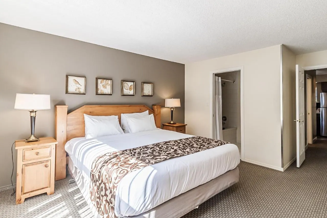 Snowbird Townhouses By Elevate Vacations Whistler 0*,