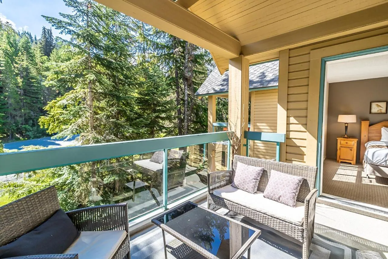 Snowbird Townhouses By Elevate Vacations Whistler