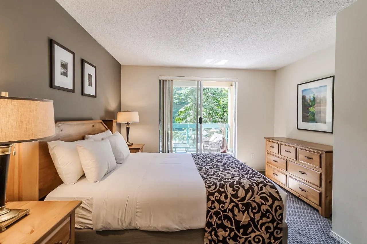Apartment Snowbird Townhouses By Elevate Vacations Whistler