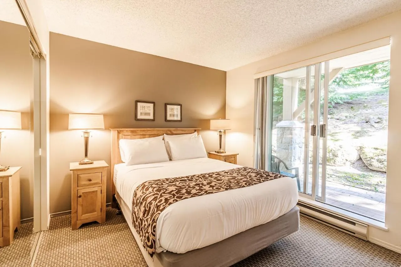 Apartment Snowbird Townhouses By Elevate Vacations Whistler Canada