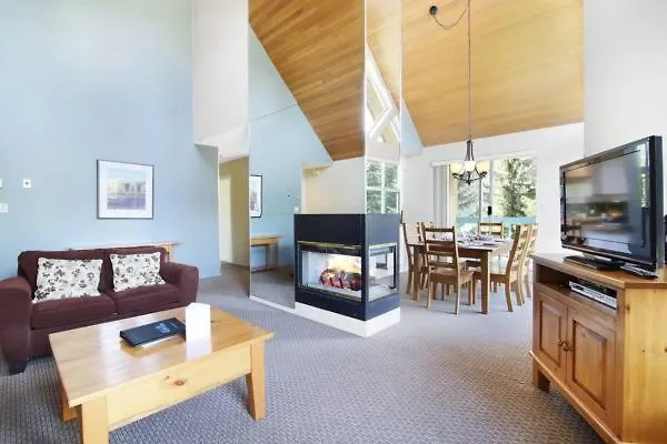 Snowbird Townhouses By Elevate Vacations Whistler