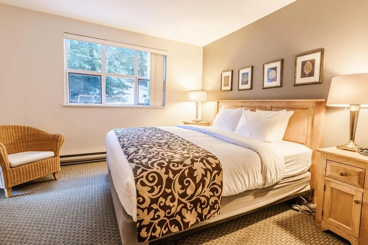 Snowbird Townhouses By Elevate Vacations Whistler Canada